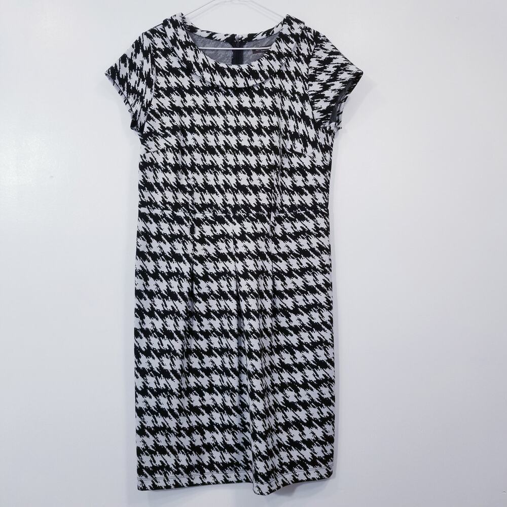 Adrienne Vittadini Hounds tooth Sheath Dress Black White Combo